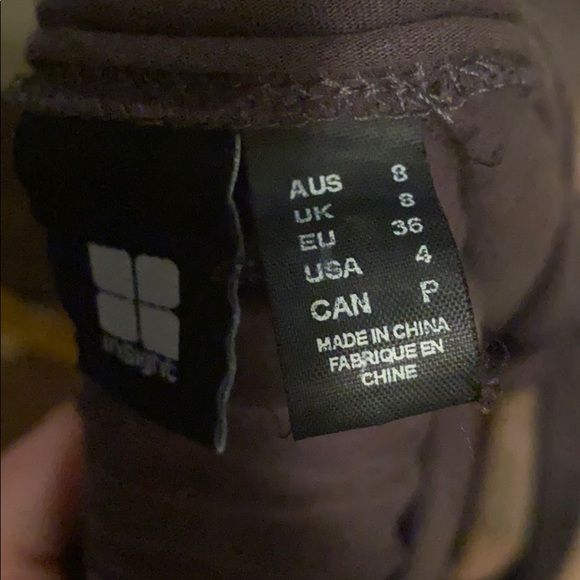 Insight Gray Floral Graphic Oversized Tank Top - Picture 4 of 6